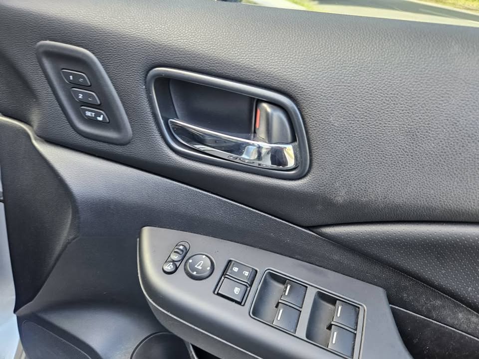 2015 Honda Crv Luxury no deposit finance15.jpg